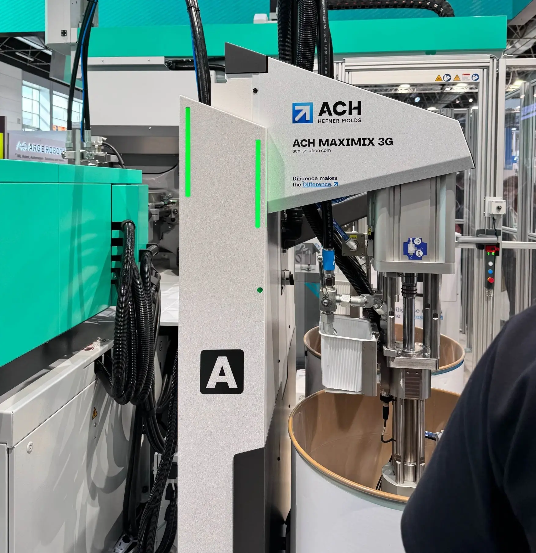 df28e85898b63d55af0a029aeaf09b5 (1)